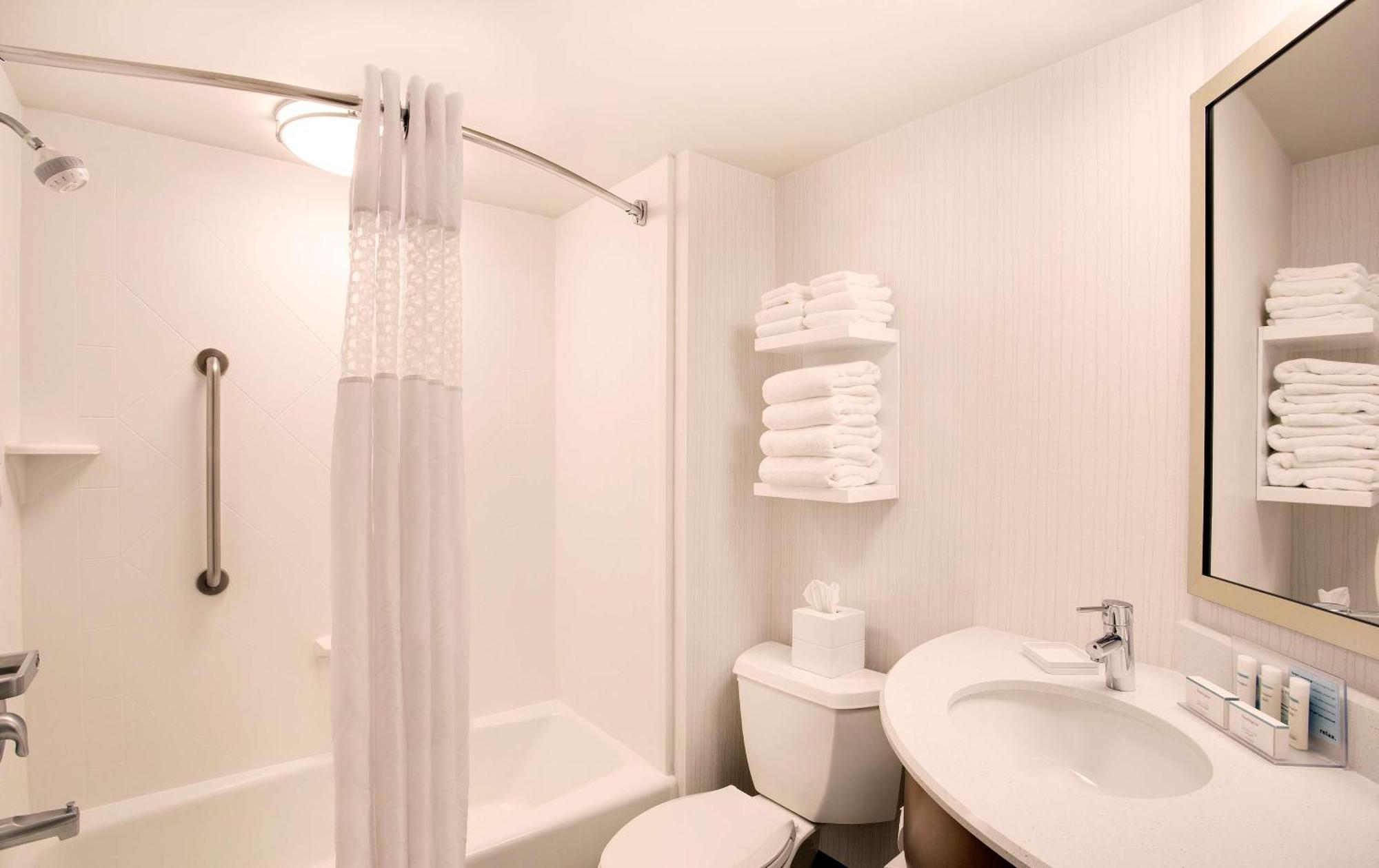 Hampton Inn Lancaster Fertility Dış mekan fotoğraf